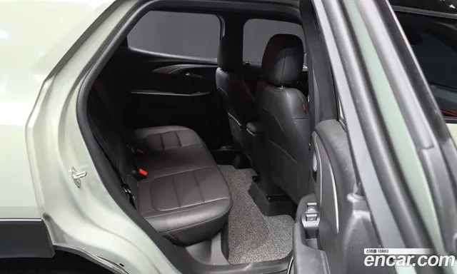 Chevrolet TrailBlazer 2023 1.3 автомат (гидро), миниатюра 12