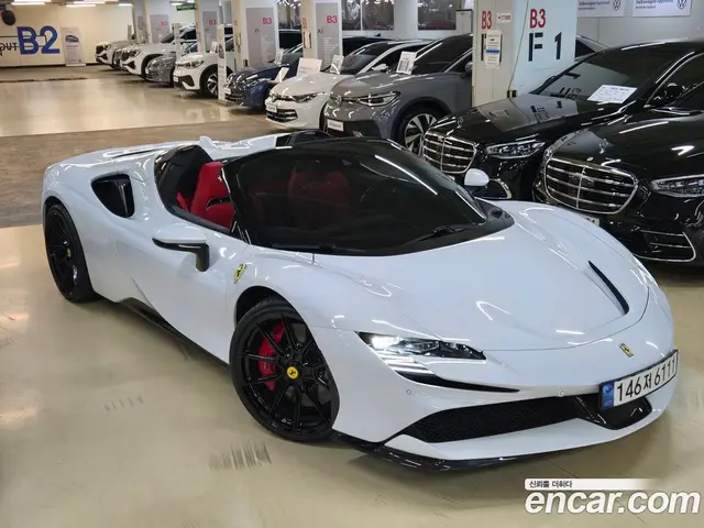 Ferrari SF90, 2023, 6 800 км