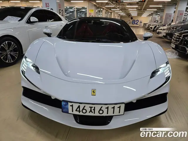 Ferrari SF90 2023 4.0 автомат (гидро), миниатюра 2