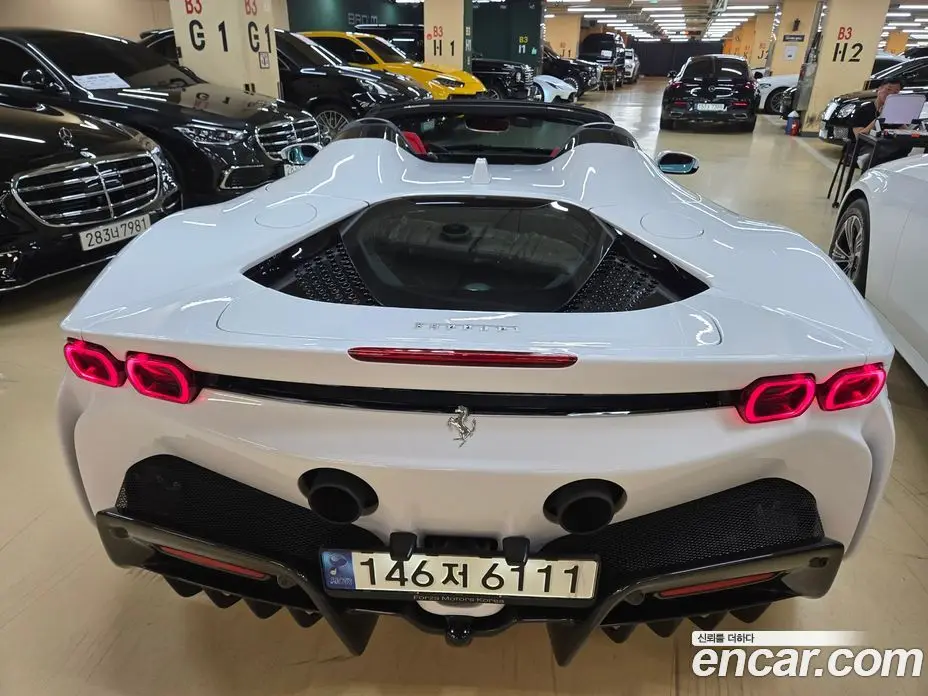 Ferrari SF90 2023 4.0 автомат (гидро), фото 9
