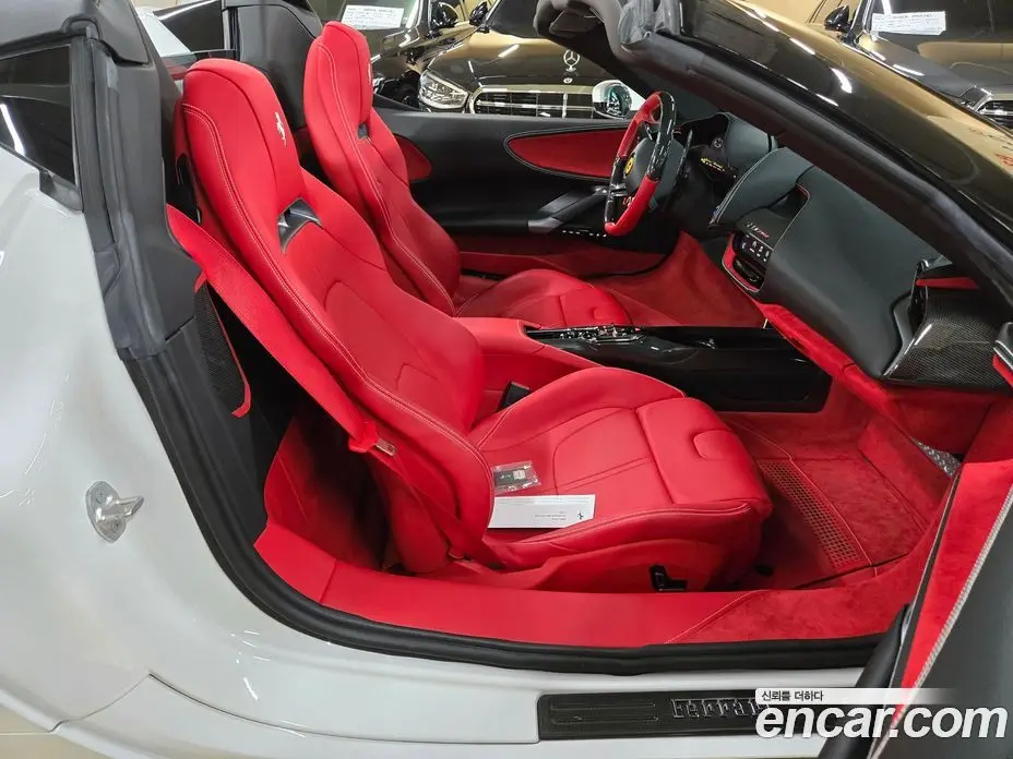 Ferrari SF90 2023 4.0 автомат (гидро), фото 10