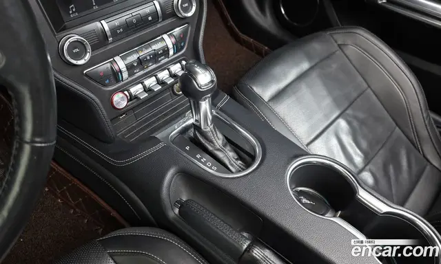 Ford Mustang 2019 2.3 автомат (гидро), миниатюра 12