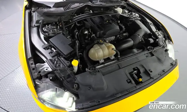 Ford Mustang 2019 2.3 автомат (гидро), миниатюра 6