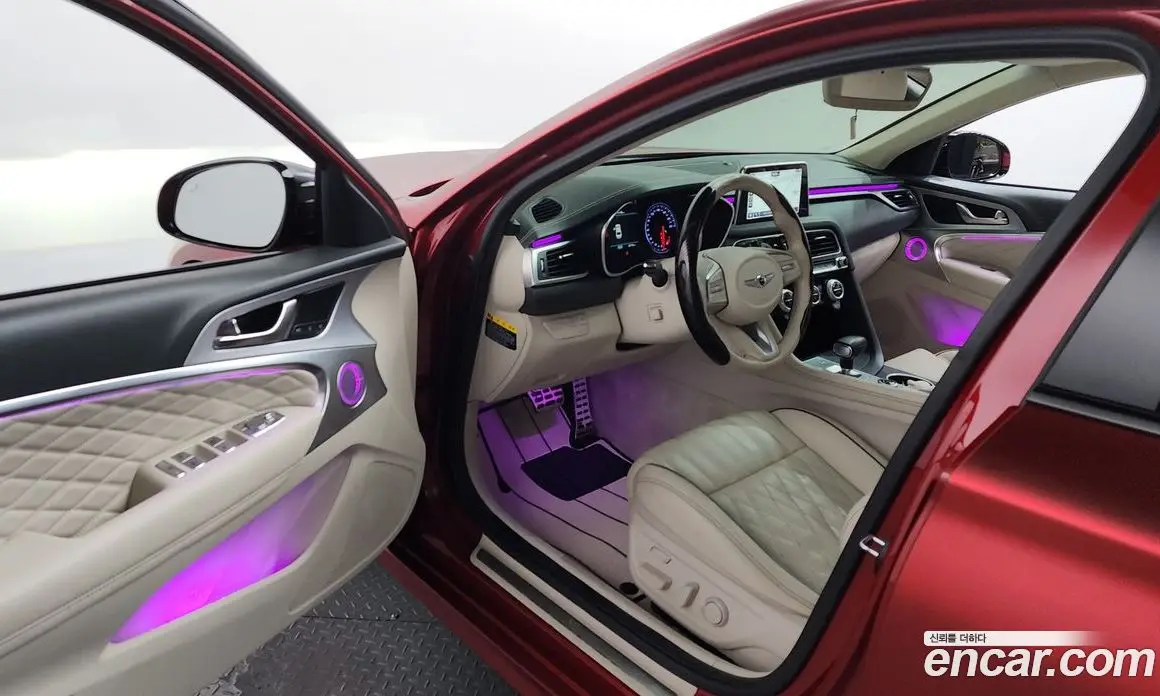 Genesis G70 2019 2.0 автомат (гидро), фото 13 Genesis G70 2019 2.0 автомат (гидро), фото 13