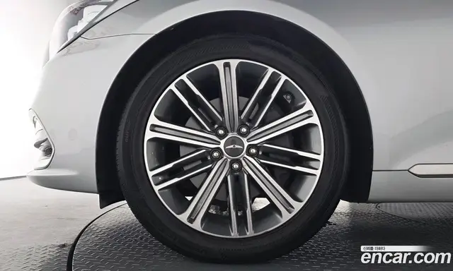 Genesis G80 2017 3.3 автомат (гидро), миниатюра 4 Genesis G80 2017 3.3 автомат (гидро), миниатюра 4