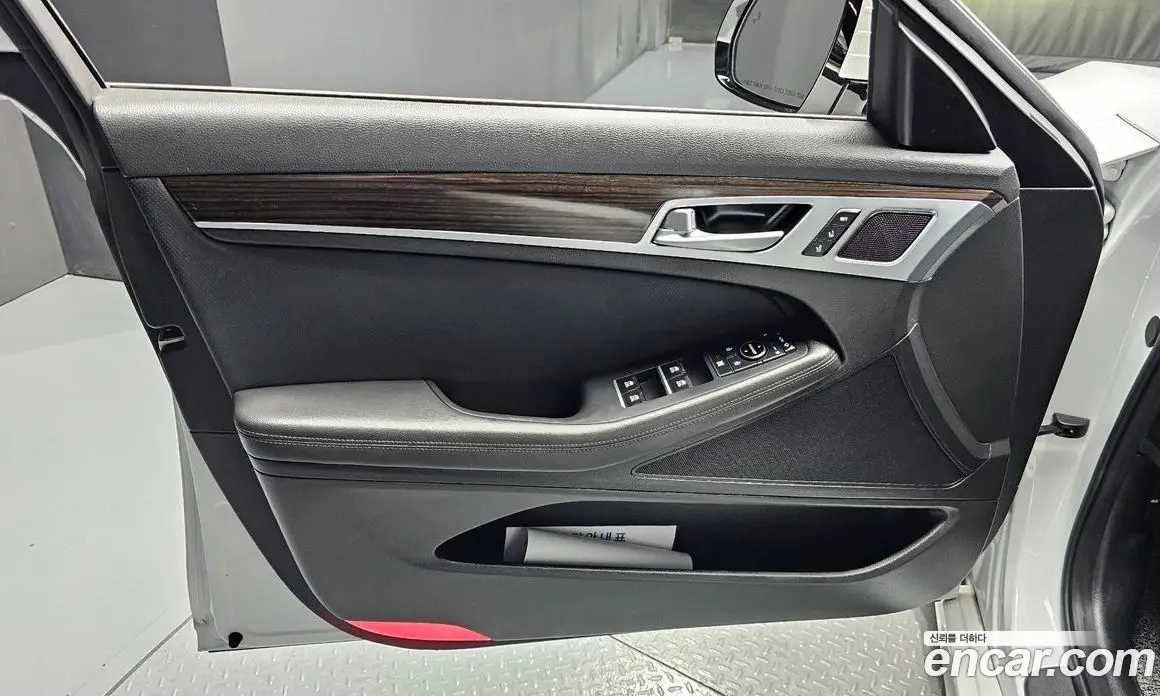 Genesis G80 2019 3.3 автомат (гидро), фото 14 Genesis G80 2019 3.3 автомат (гидро), фото 14