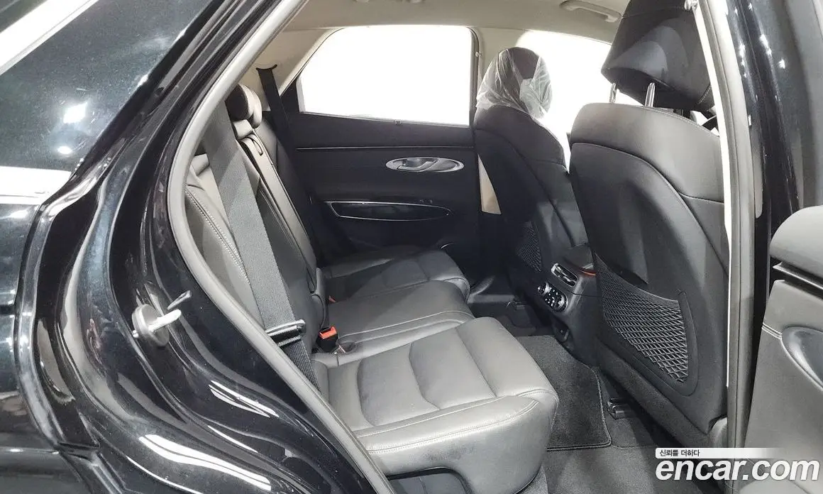 Genesis GV70 2021 2.5 автомат (гидро), фото 17