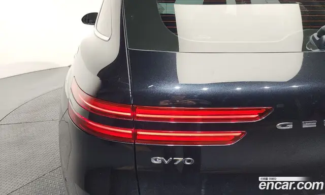 Genesis GV70 2021 2.5 автомат (гидро), миниатюра 9