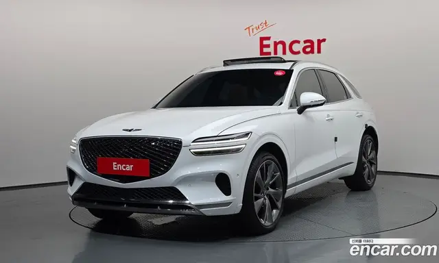 Genesis GV70, 2021, 48 103 км