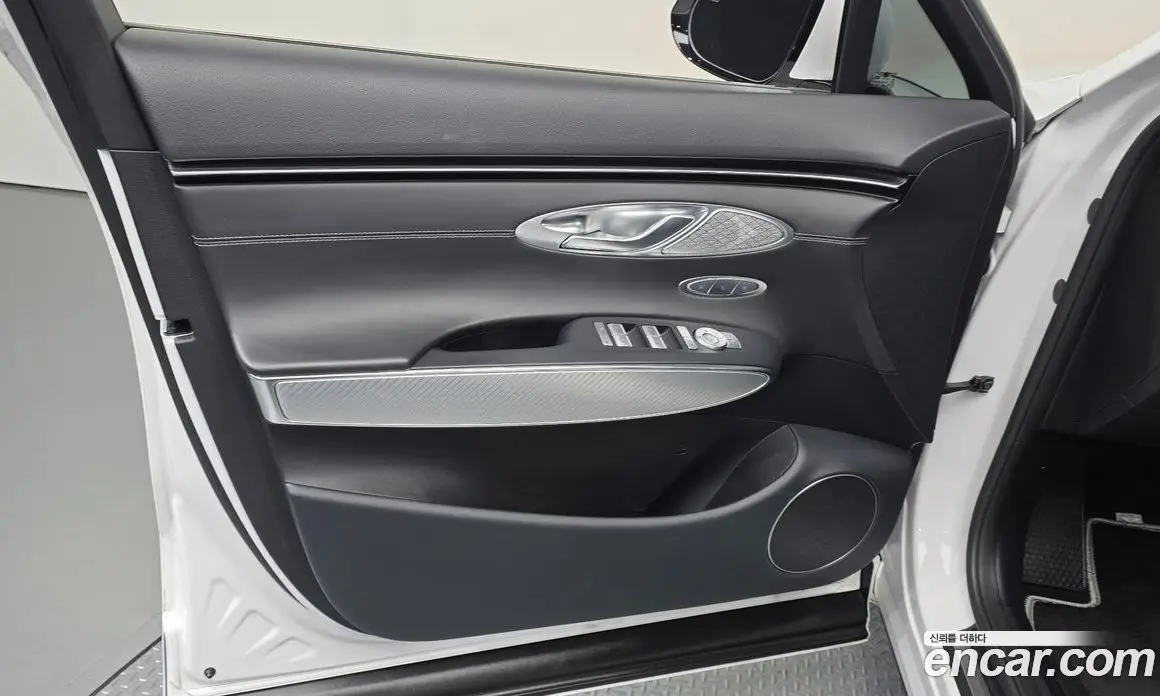 Genesis GV70 2022 2.2 автомат (гидро), фото 13