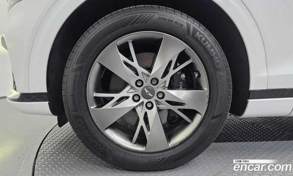 Genesis GV70 2022 2.2 автомат (гидро), фото 4
