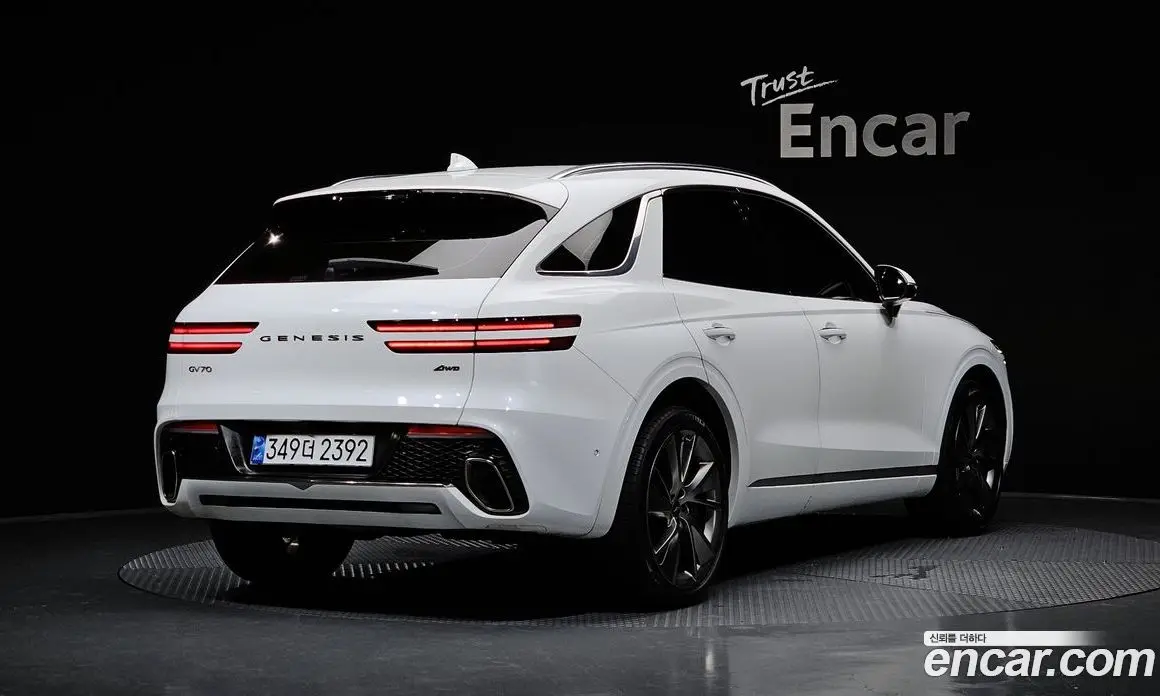 Genesis GV70 2022 2.5 автомат (гидро), фото 1 Genesis GV70 2022 2.5 автомат (гидро), фото 1