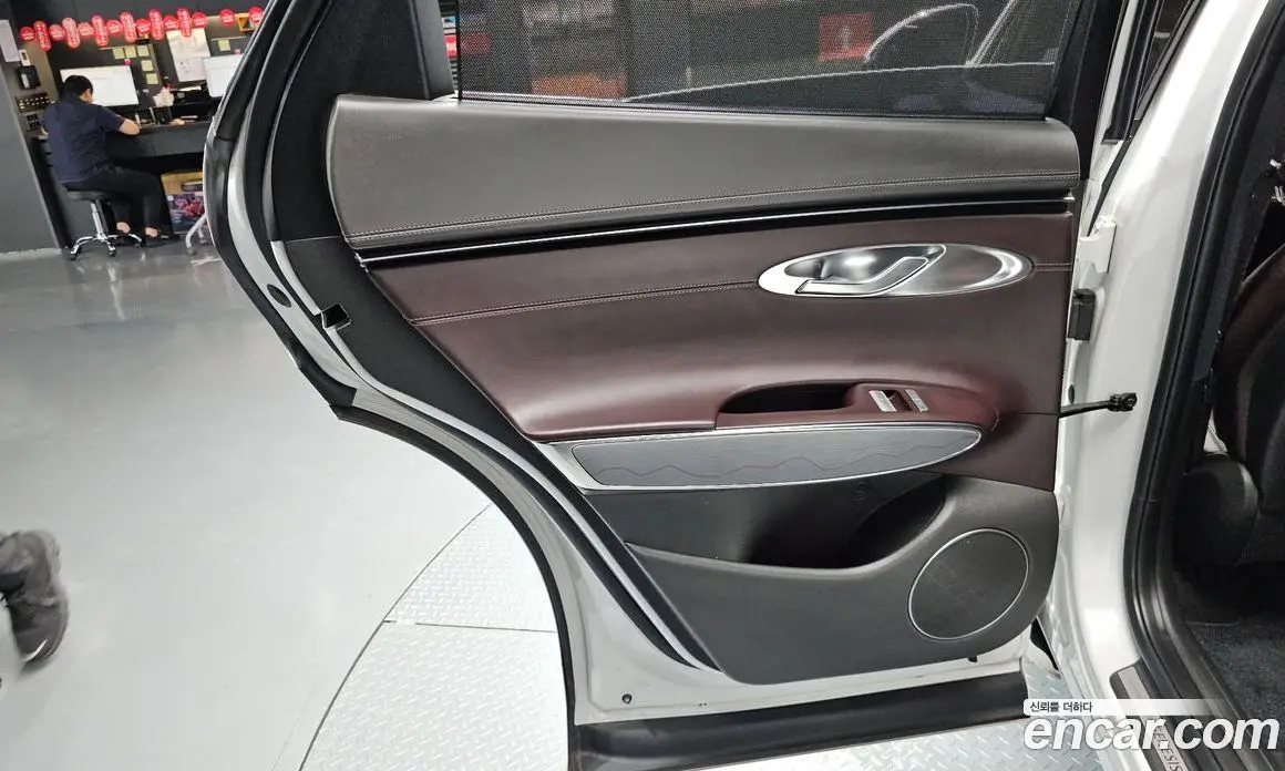 Genesis GV70 2022 2.5 автомат (гидро), фото 14 Genesis GV70 2022 2.5 автомат (гидро), фото 14