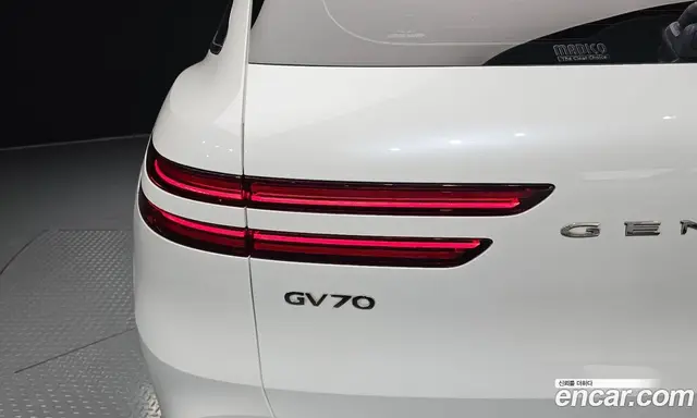 Genesis GV70 2022 2.5 автомат (гидро), миниатюра 8 Genesis GV70 2022 2.5 автомат (гидро), миниатюра 8