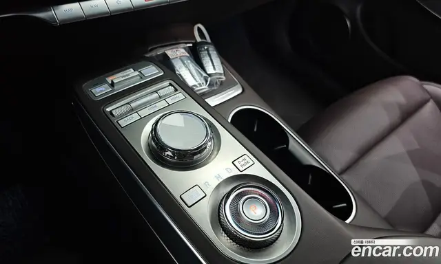 Genesis GV70 2023 2.5 автомат (гидро), миниатюра 12
