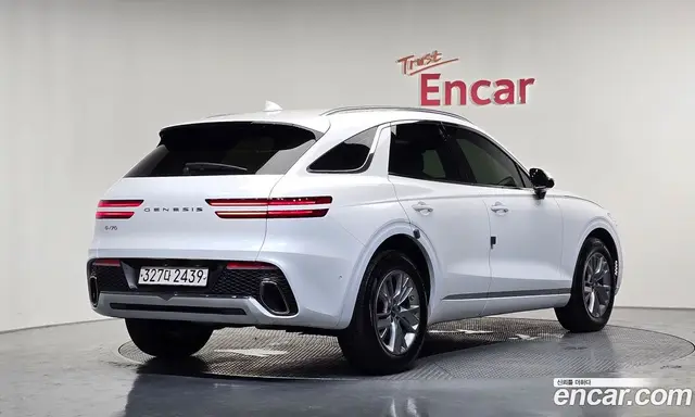 Genesis GV70, 2023, 13 418 км