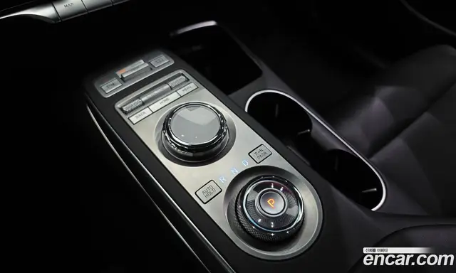 Genesis GV70 2023 2.5 автомат (гидро), миниатюра 12