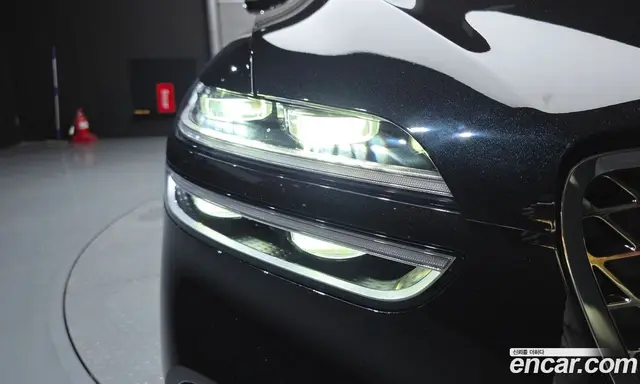 Genesis GV70 2023 2.5 автомат (гидро), миниатюра 8 Genesis GV70 2023 2.5 автомат (гидро), миниатюра 8