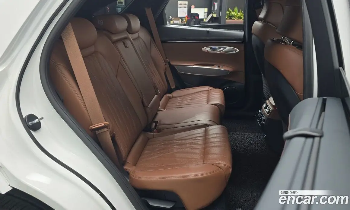 Genesis GV70 2023 2.5 автомат (гидро), фото 15