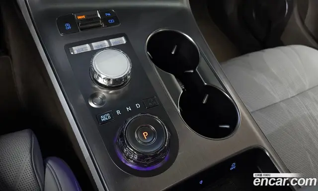 Genesis GV70 2024 2.5 автомат (гидро), миниатюра 12
