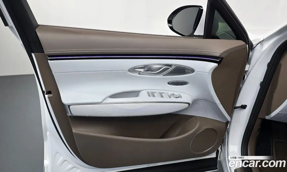 Genesis GV70 2024 2.5 автомат (гидро), фото 14