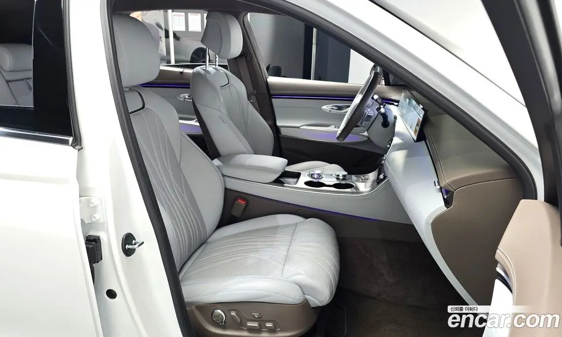 Genesis GV70 2024 2.5 автомат (гидро), фото 16