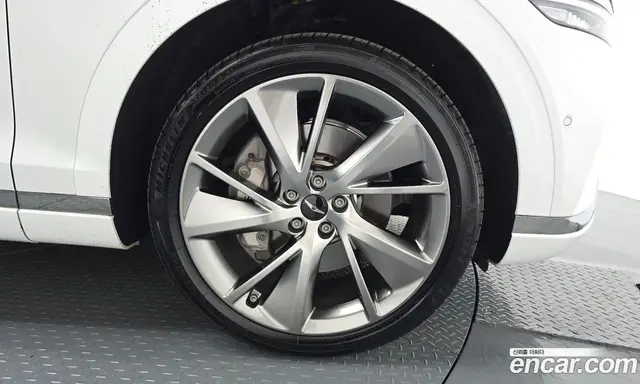 Genesis GV70 2024 2.5 автомат (гидро), миниатюра 7