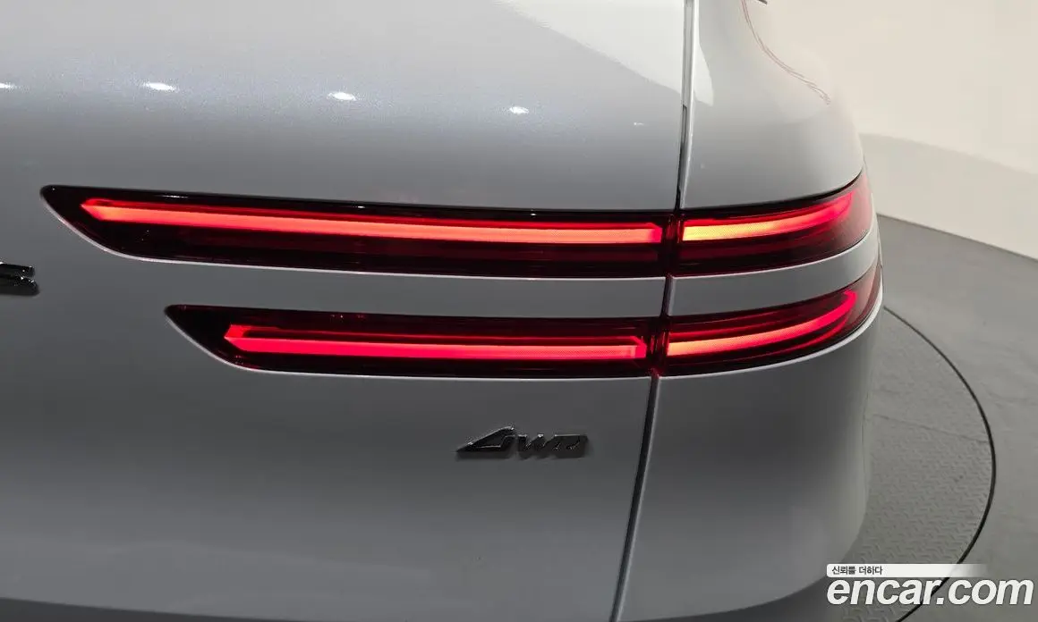 Genesis GV70 2024 2.5 автомат (гидро), фото 9