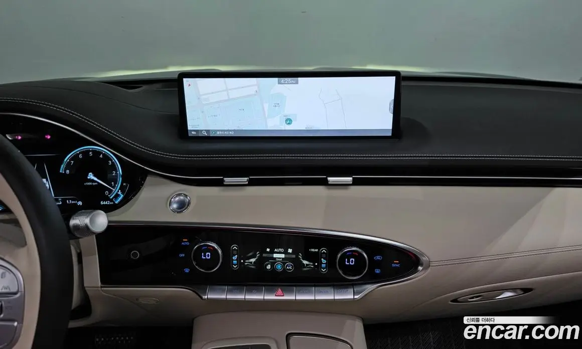 Genesis GV70 2024 3.5 автомат (гидро), фото 19 Genesis GV70 2024 3.5 автомат (гидро), фото 19