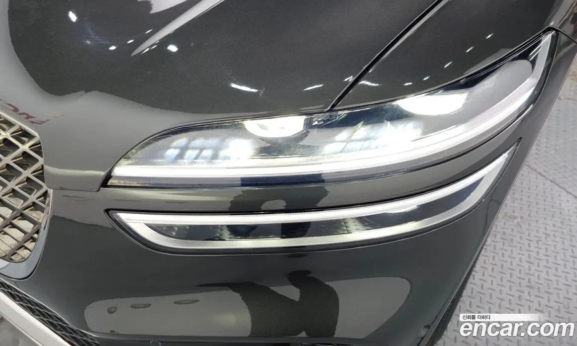 Genesis GV70 2024 3.5 автомат (гидро), фото 8 Genesis GV70 2024 3.5 автомат (гидро), фото 8