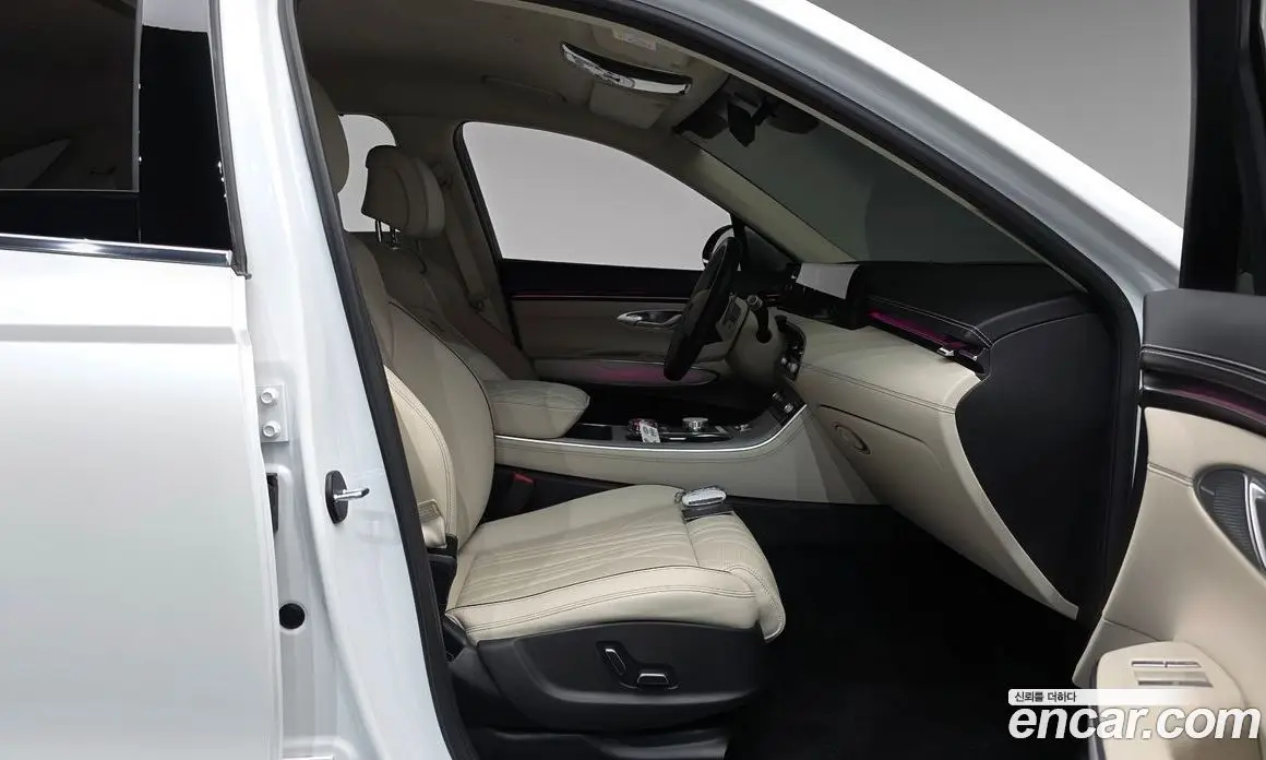 Genesis GV70 2024 2.5 автомат (гидро), фото 15