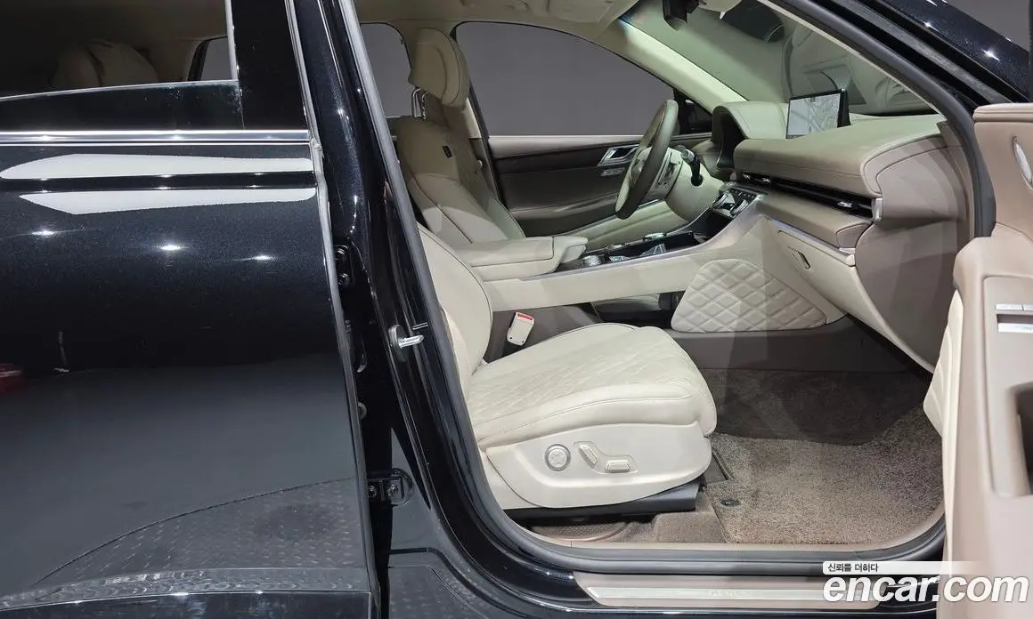 Genesis GV80 2023 2.5 автомат (гидро), фото 16 Genesis GV80 2023 2.5 автомат (гидро), фото 16