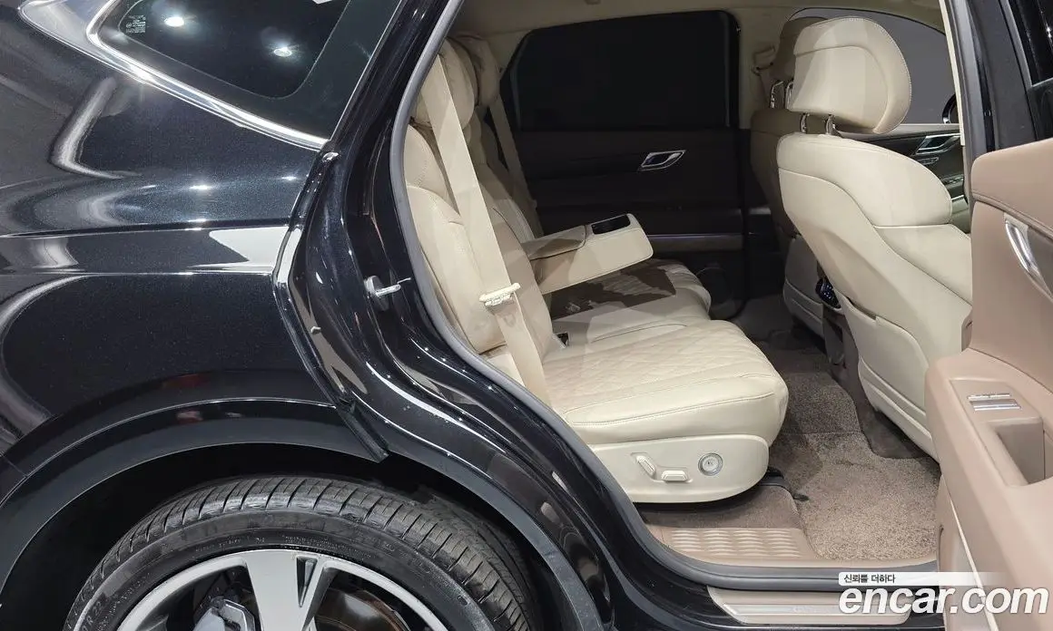 Genesis GV80 2023 2.5 автомат (гидро), фото 17 Genesis GV80 2023 2.5 автомат (гидро), фото 17