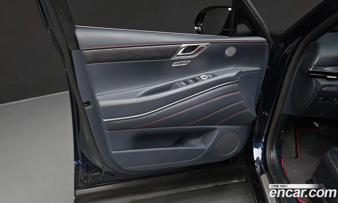 Genesis GV80 2025 2.5 автомат (гидро), фото 14 Genesis GV80 2025 2.5 автомат (гидро), фото 14