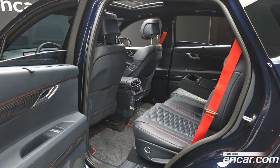 Genesis GV80 2025 2.5 автомат (гидро), фото 17 Genesis GV80 2025 2.5 автомат (гидро), фото 17
