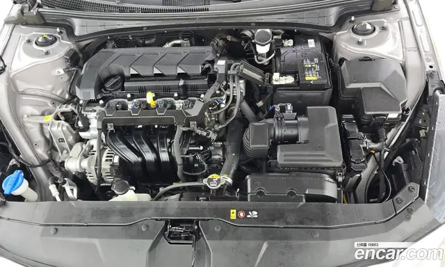 Hyundai Avante 2021 1.6 автомат (гидро), миниатюра 6