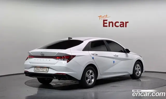Hyundai Avante 2021 1.6 автомат (гидро), миниатюра 2