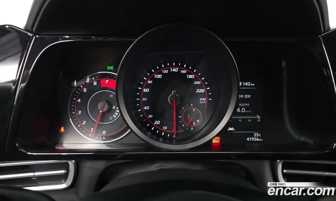 Hyundai Avante 2021 1.6 автомат (гидро), фото 11