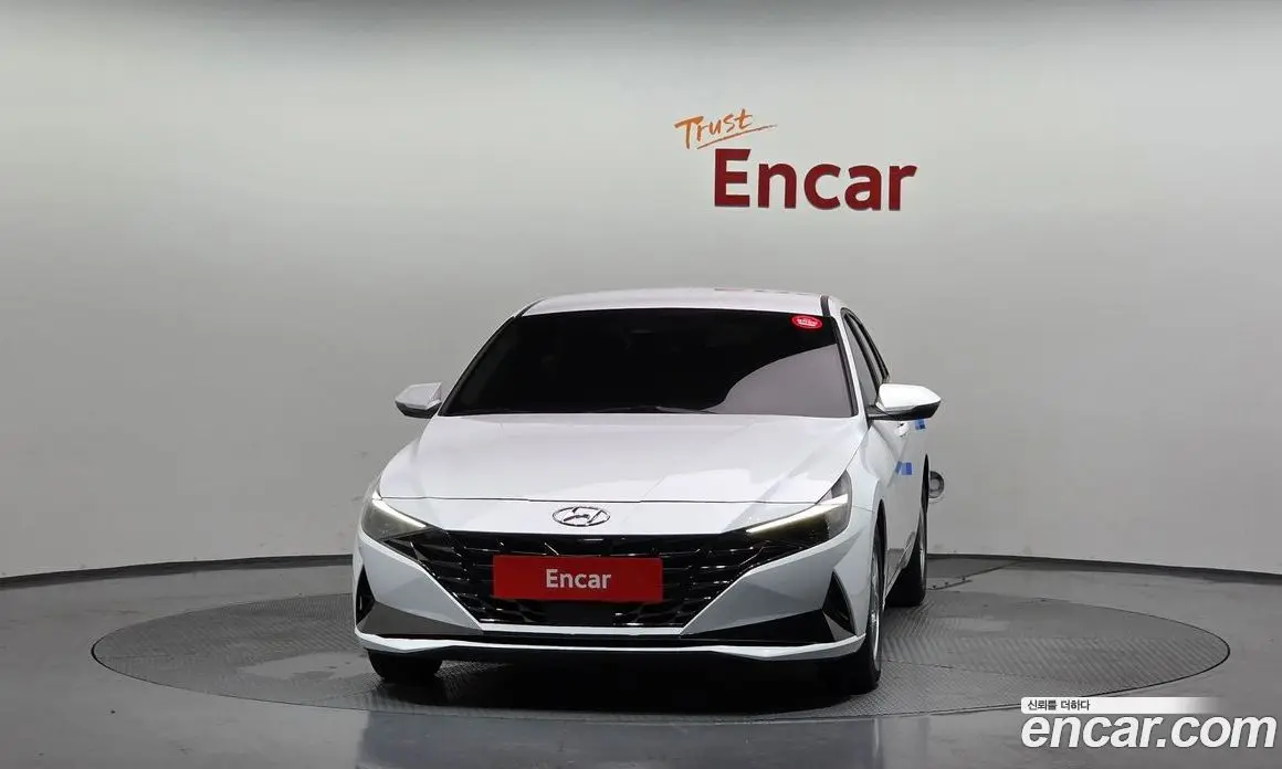 Hyundai Avante 2021 1.6 автомат (гидро), фото 3