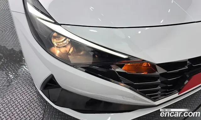 Hyundai Avante 2021 1.6 автомат (гидро), миниатюра 8