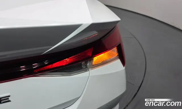 Hyundai Avante 2021 1.6 автомат (гидро), миниатюра 9