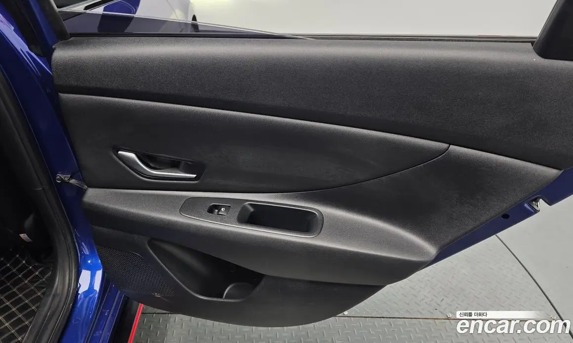 Hyundai Avante 2021 1.6 автомат (гидро), фото 14