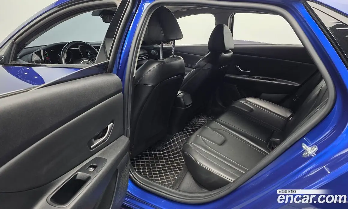 Hyundai Avante 2021 1.6 автомат (гидро), фото 15