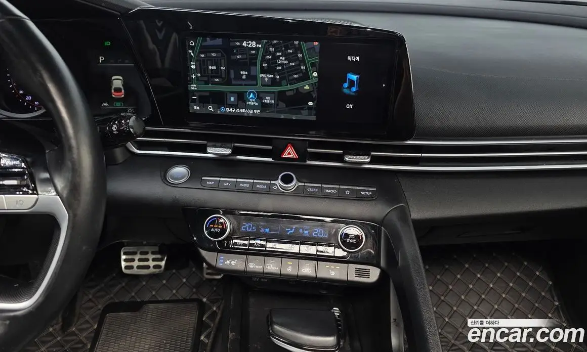 Hyundai Avante 2021 1.6 автомат (гидро), фото 20