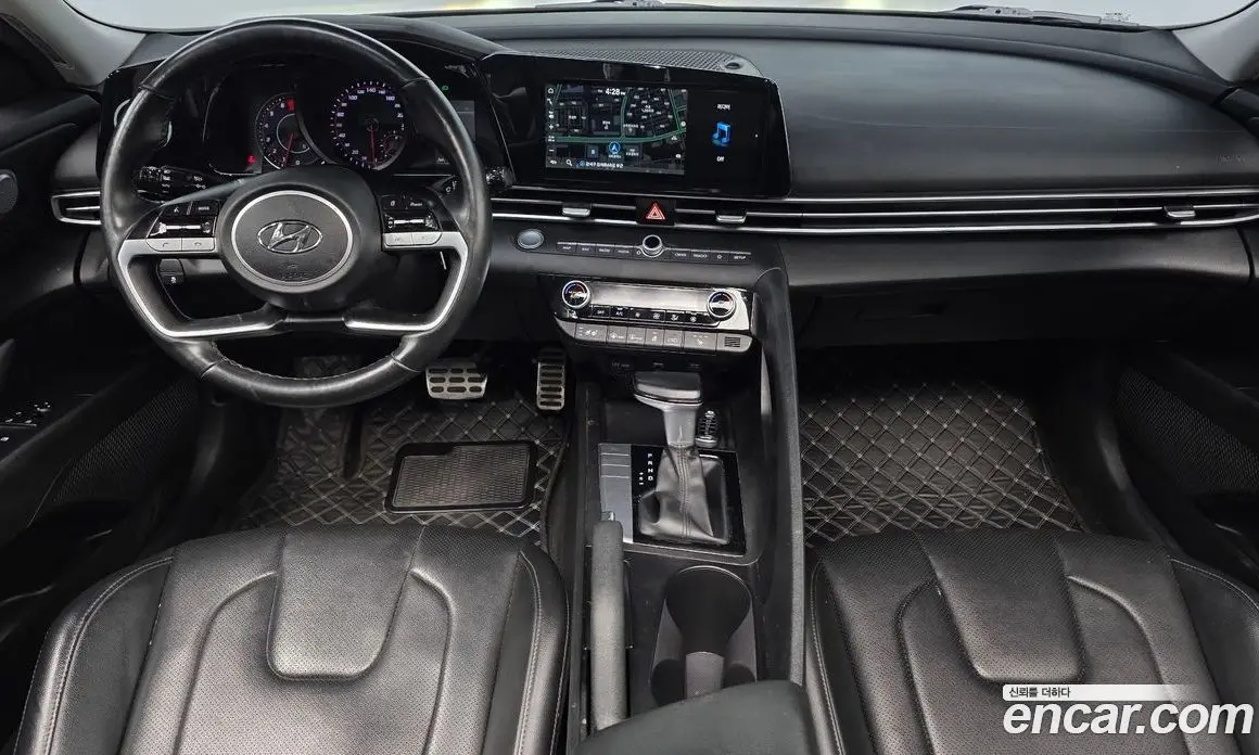 Hyundai Avante 2021 1.6 автомат (гидро), фото 9