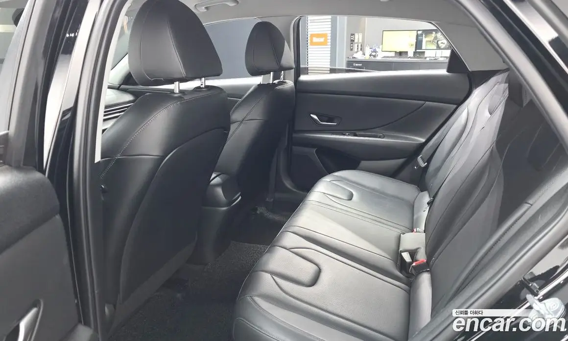 Hyundai Avante 2022 1.6 автомат (гидро), фото 16