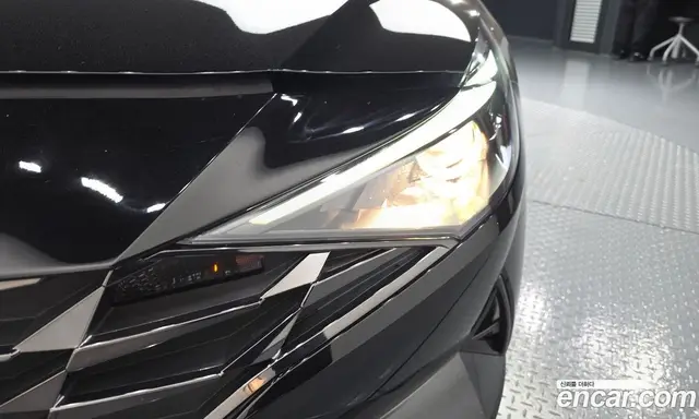 Hyundai Avante 2022 1.6 автомат (гидро), миниатюра 8
