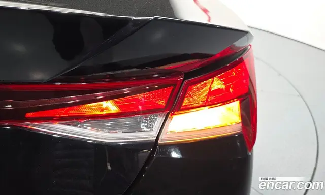 Hyundai Avante 2022 1.6 автомат (гидро), миниатюра 9