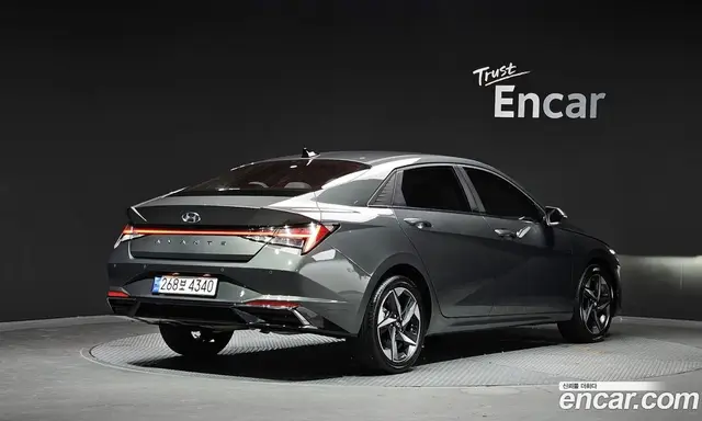 Hyundai Avante 2022 1.6 автомат (гидро), миниатюра 2