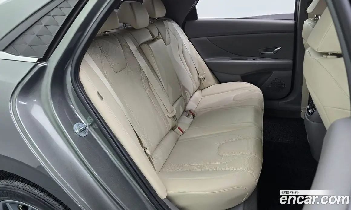 Hyundai Avante 2024 1.6 автомат (гидро), фото 17 Hyundai Avante 2024 1.6 автомат (гидро), фото 17